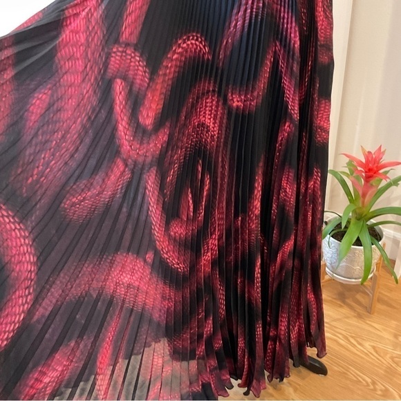 Milly Swirl Print Pleats Maxi Dress V-Neck Size 10 - Picture 5 of 16